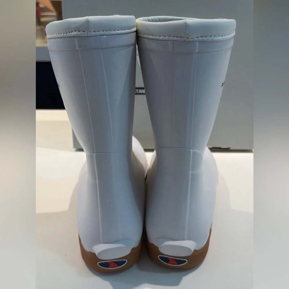 Men’s Rugged Shark Deck Boots NIB
